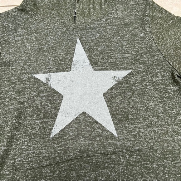 Grayson Threads long sleeve camo green hoodie. Size XXL - Picture 3 of 6